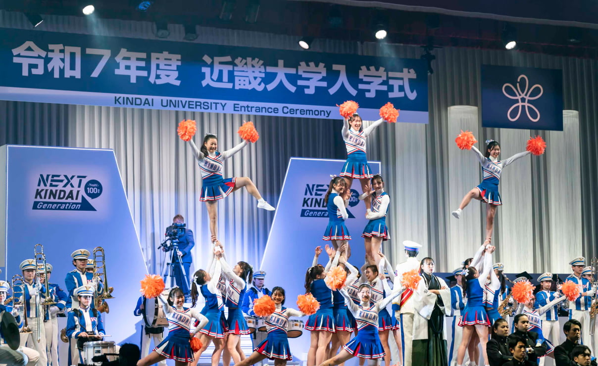 学生ステージ（吹奏楽部、応援部）